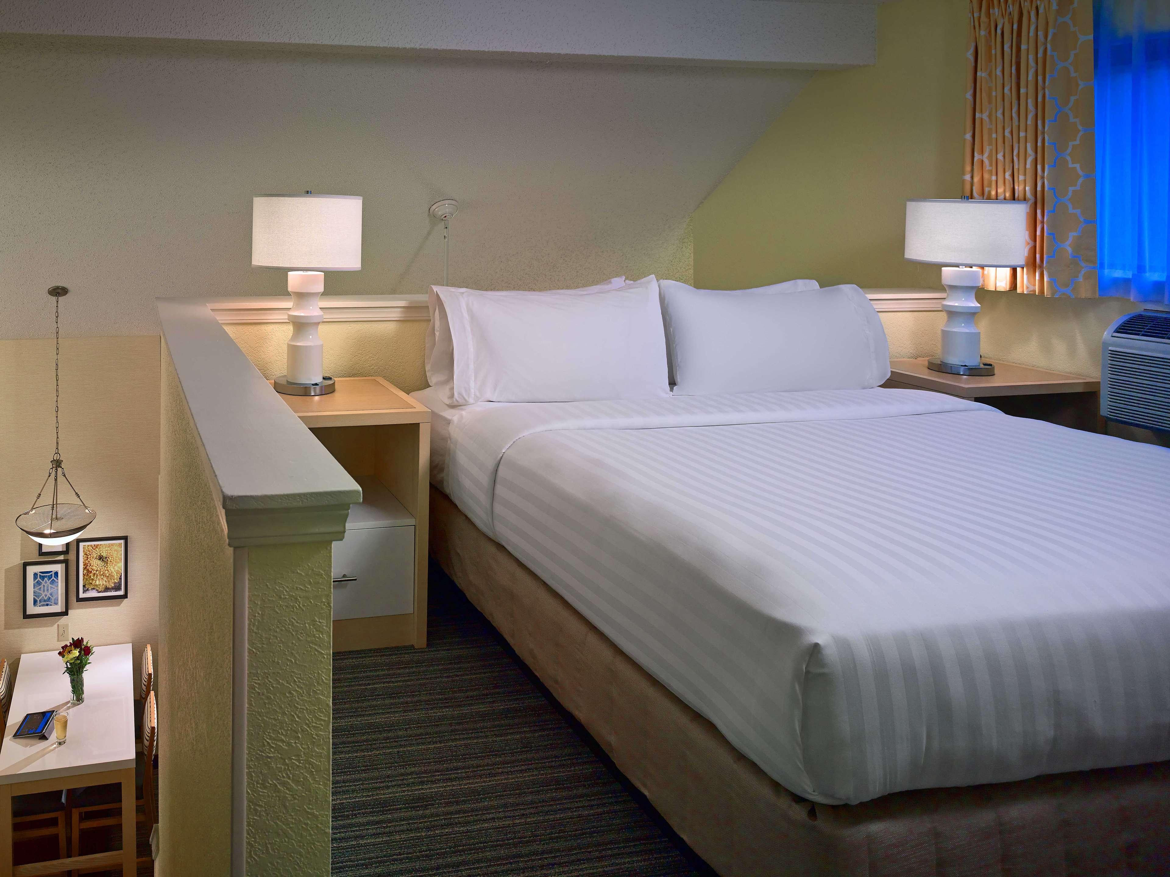 โซเนสตา อีเอส สวีท คลีฟแลนด์ เวสต์เลก Hotel เวสต์เลค ภายนอก รูปภาพ